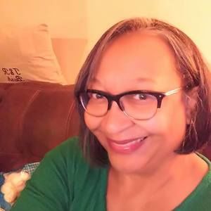 Meet your Posher, Rosa